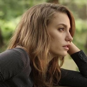 Serenay Sarıkaya Saç Rengi Ve Modelleri